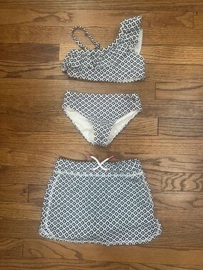 Vineyard Vines Navy and White Diamond Performance Set